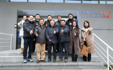 蘇州市新時(shí)代聯(lián)合會(huì)聯(lián)席會(huì)長(zhǎng)謝鳴一行到訪飛力達(dá)